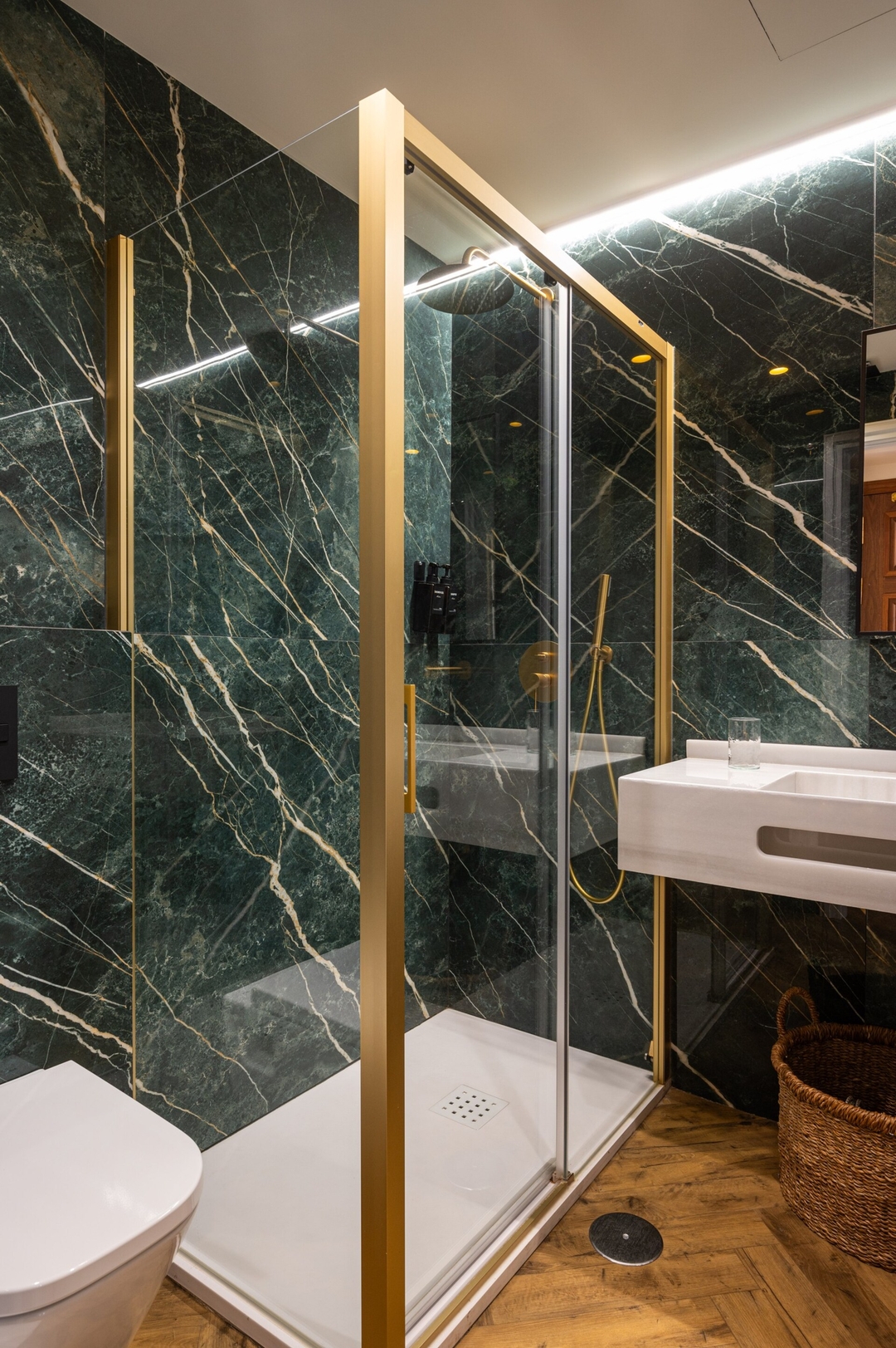 Luxurious 1 bedroom apartment in the center 18 Templa Stays