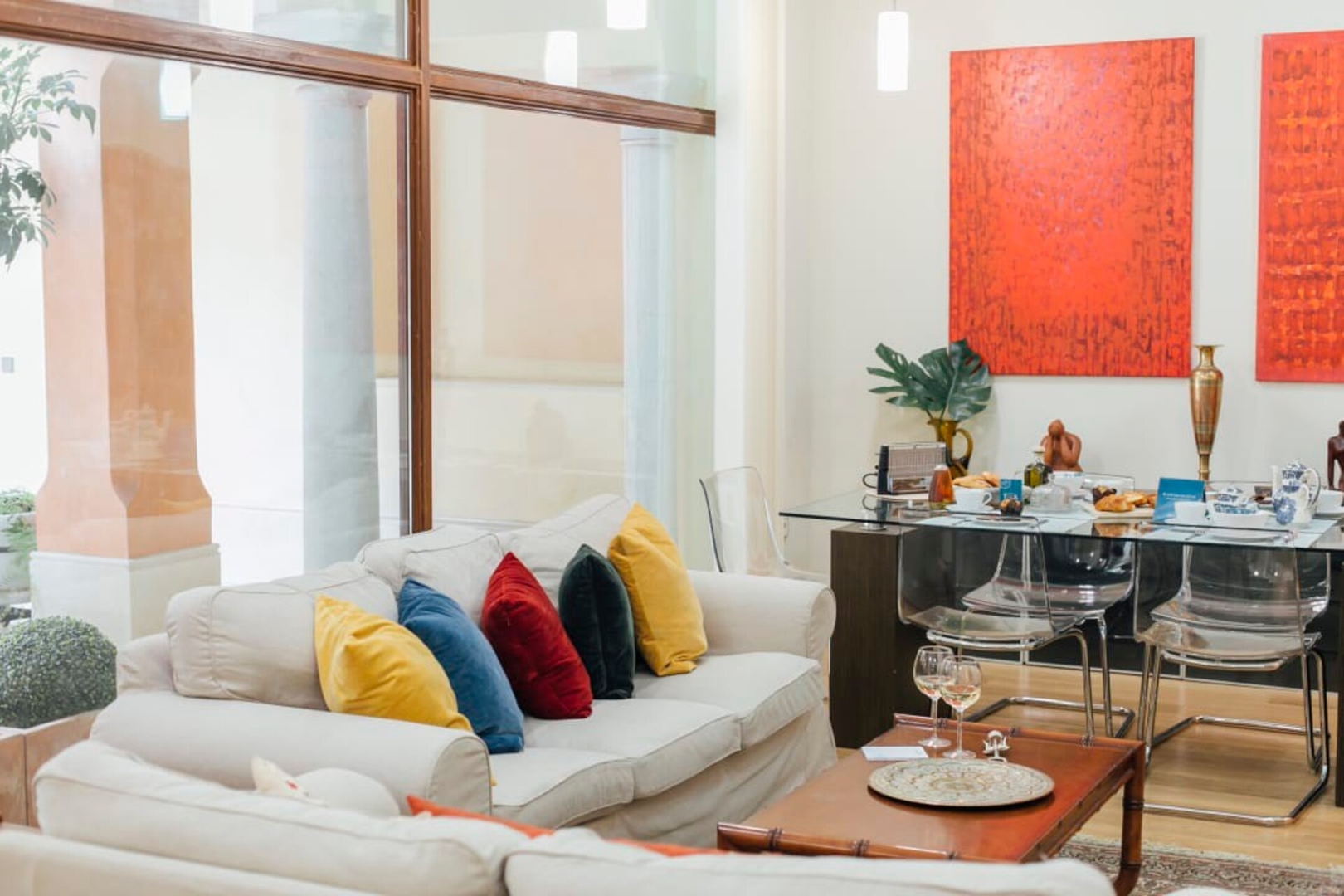 Impresionante y exclusivo patio interior 2BR. 6 Templa Stays