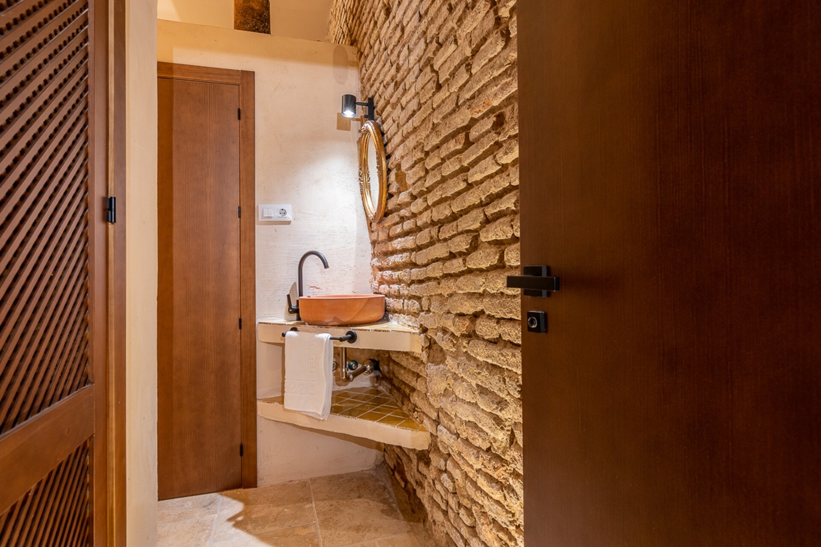 ZARÍ Apartamentos - Pasadizo 18 Templa Stays