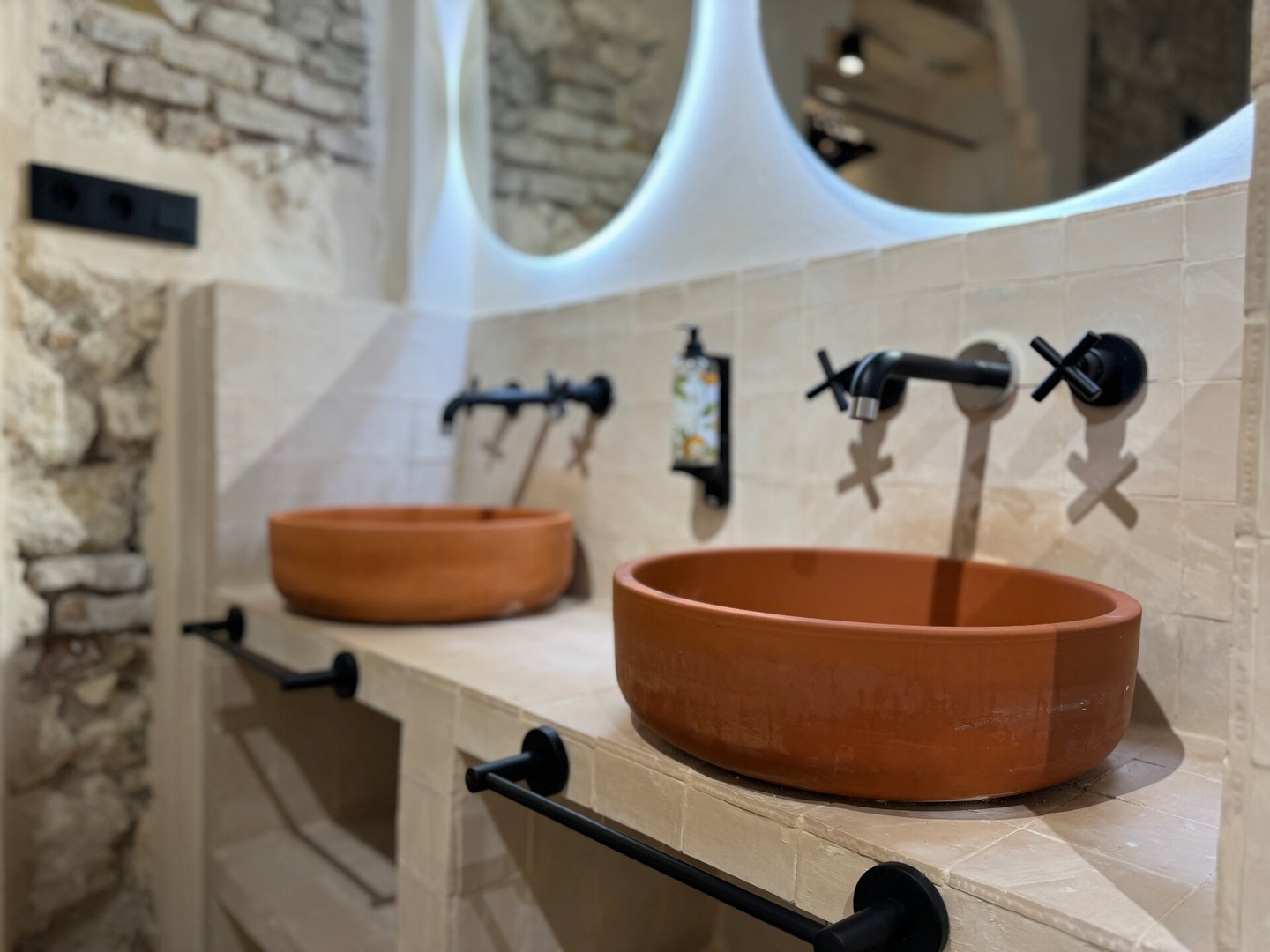 Apartamentos Nazarí - Emir 24 Templa Stays