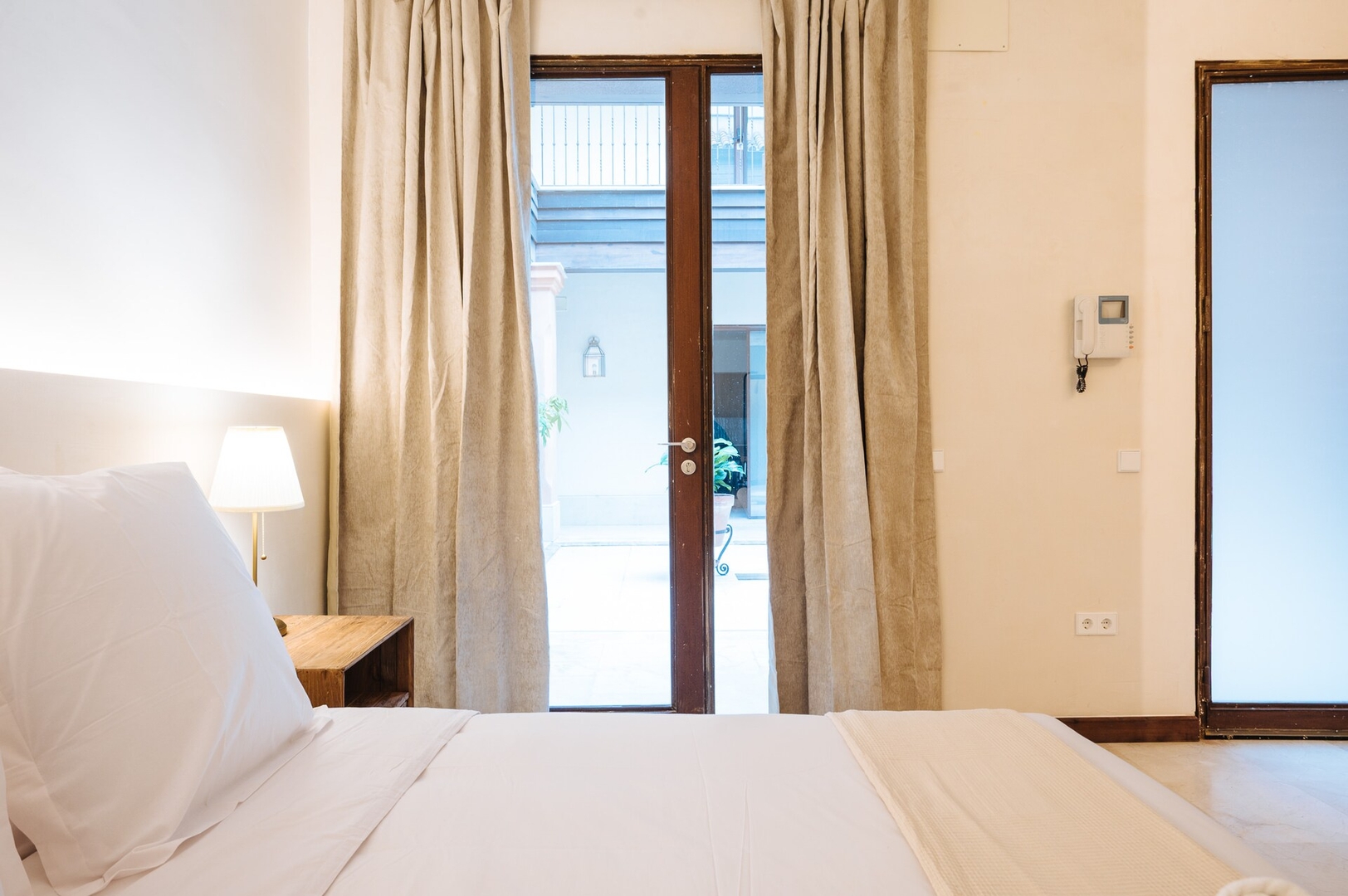 Luxurious apartment in the centre. La Vistosona. 12 Templa Stays