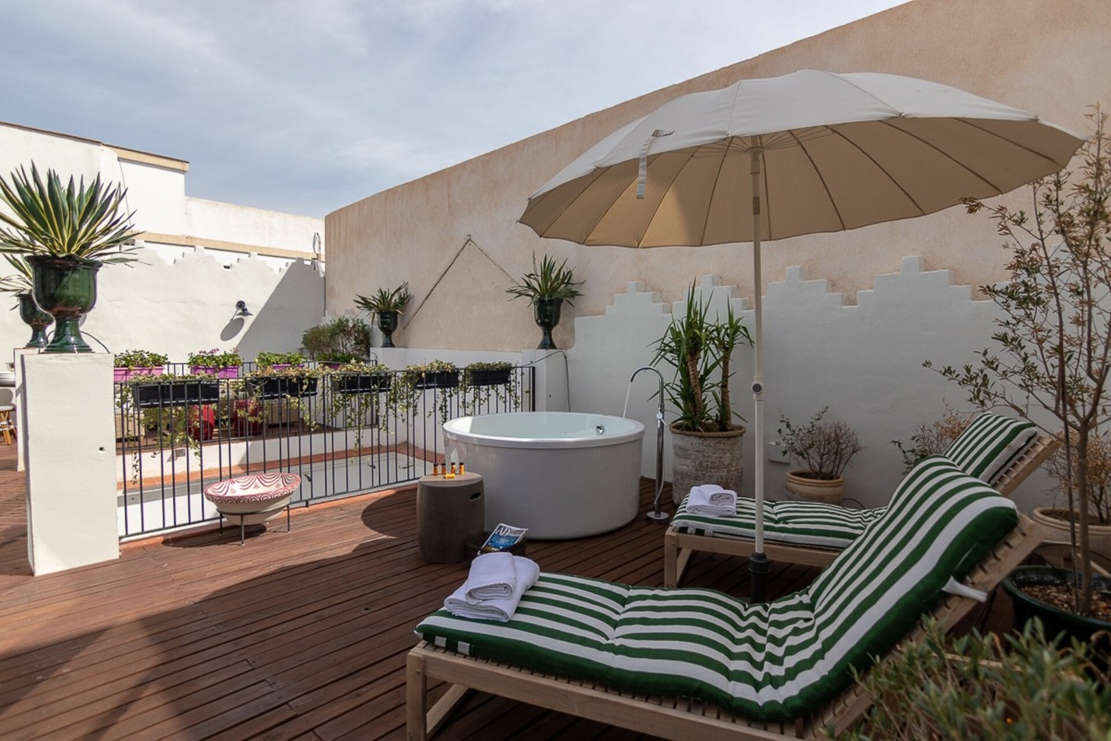 ZARÍ Apartamentos  - Arabes 6 Templa Stays