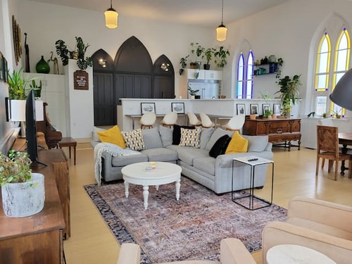 Pool+Sauna+Firepit!  Historic and Unique Getaway