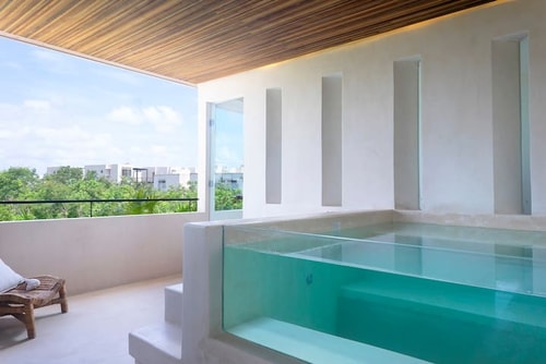 LA CEIBA 2 bedroom apartment with private pool & terrace