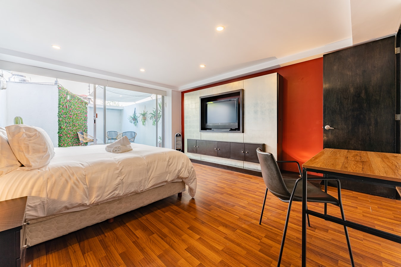 VH | Condesa Loft con Patio + wifi | 100 Virtual Homes