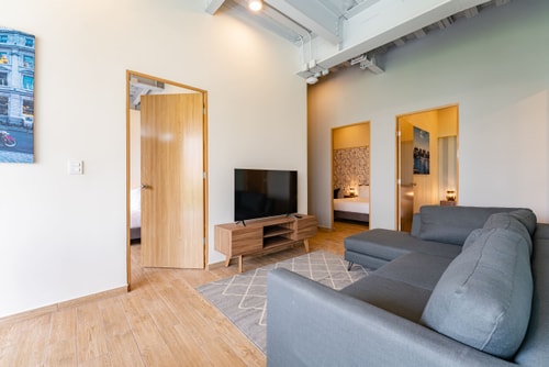 VH | Roma Nte | Stylish apt + Balcony & Gym | 299 11 Virtual Homes