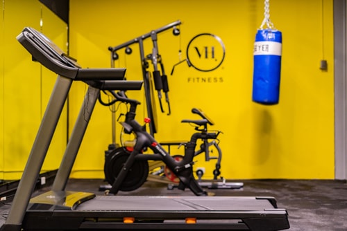 VH | Roma Nte | Stylish apt + Balcony & Gym | 299 52 Virtual Homes
