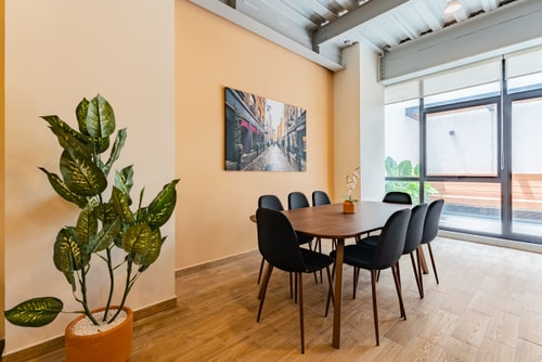 VH | Roma Nte | Private Garden House + Gym | 161 12 Virtual Homes
