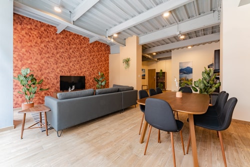 VH | Roma Nte | Private Garden House + Gym | 161 0 Virtual Homes