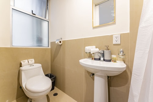 VH | Polanco 3BR Apt | Laundry Room + Gym | 226 35 Virtual Homes
