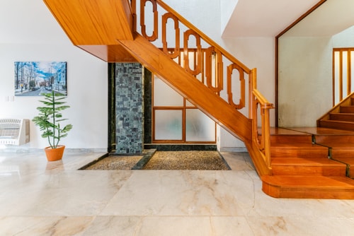VH | Great House Polanco | Parking & Backyard | 18 31 Virtual Homes
