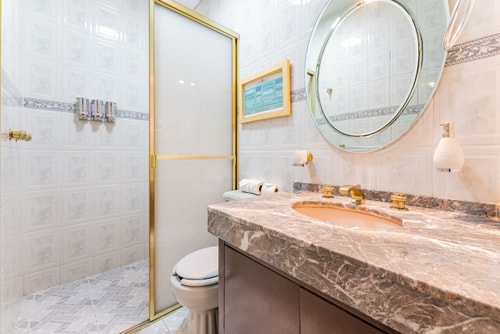 VH | Great House Polanco | Parking & Backyard | 18 45 Virtual Homes