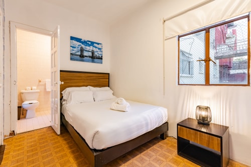 VH | Great House Polanco | Parking & Backyard | 18 61 Virtual Homes