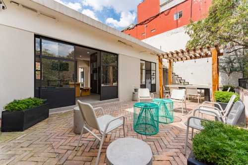 VH | Reforma Full House | Gym + Laundry Room + Rooftop | 176 0 Virtual Homes