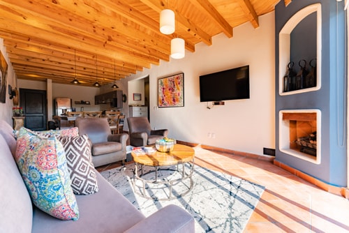 VH | San Miguel Villa | pool & parking | 139 1 Virtual Homes