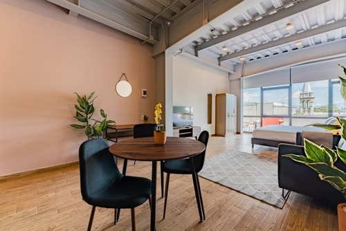 VH | Great Location @Roma. Designed Loft | 313 5 Virtual Homes