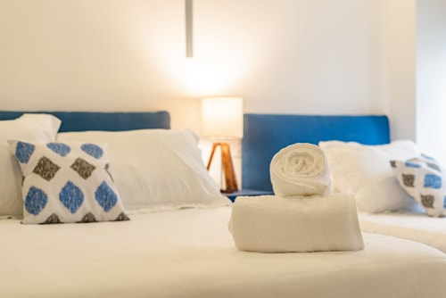 VH | Condesa apt 2 BR + Patio + wifi | 83 32 Virtual Homes