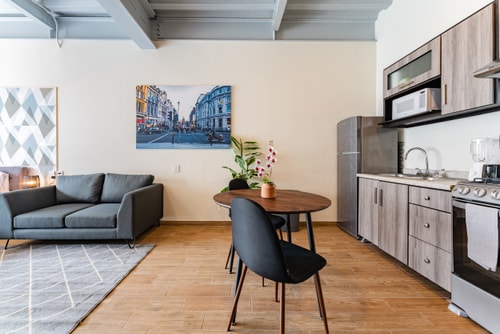 VH | Loft @Roma Nte | Lundry + rooftop | 301 5 Virtual Homes