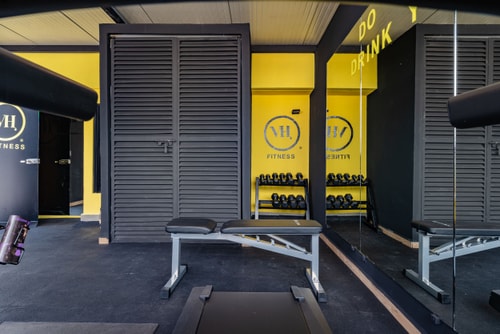 VH | Condesa | 2 BR Apt & Balcony + Gym | 256 42 Virtual Homes