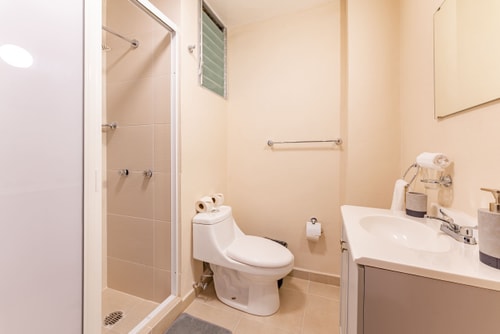 VH | Condesa Apt | Balcony + Parking | 194 47 Virtual Homes