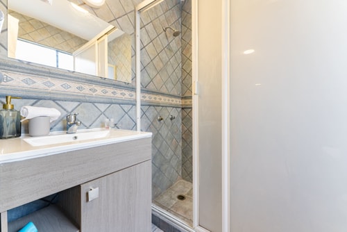 VH | Comfy Apt Condesa | 2 BR + Balcony | 214 34 Virtual Homes