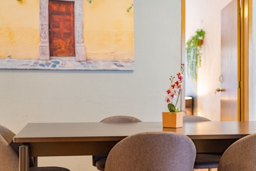 VH | Comfy Apt Condesa | 2 BR + Balcony | 214 19 Virtual Homes