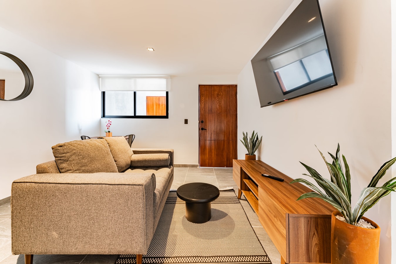 VH | Charming Apt Sta Ma la Ribera + gym | 233 Virtual Homes