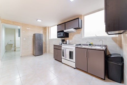 VH | Spacious Apt Condesa | Laundry Room | 198 25 Virtual Homes