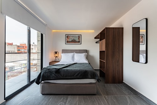 VH | Comfy Apt con balcón | Sta Ma la Ribera | 278 21 Virtual Homes