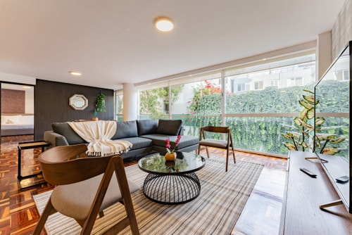 VH | Condesa Apt near Parks | wifi & balcony | 69 7 Virtual Homes