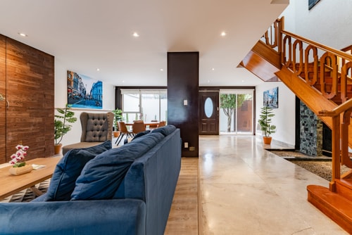 VH | Great House Polanco | Parking & Backyard | 18 21 Virtual Homes