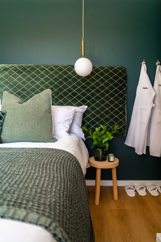 Camps Bay Villa with breathtaking mountain views 27 Lykke Living