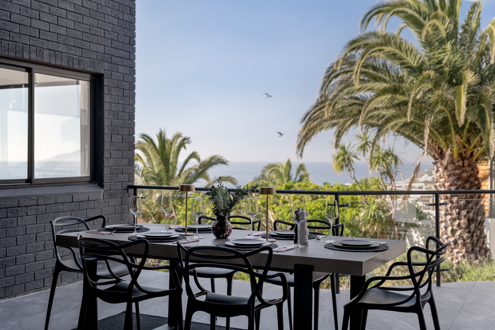 Camps Bay Villa | Ocean Views | Pool, Jacuzzi, Gym