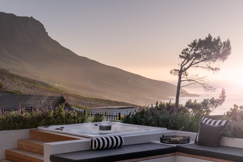 Camps Bay Villa | Ocean Views | Pool, Jacuzzi, Gym 1 Lykke Living