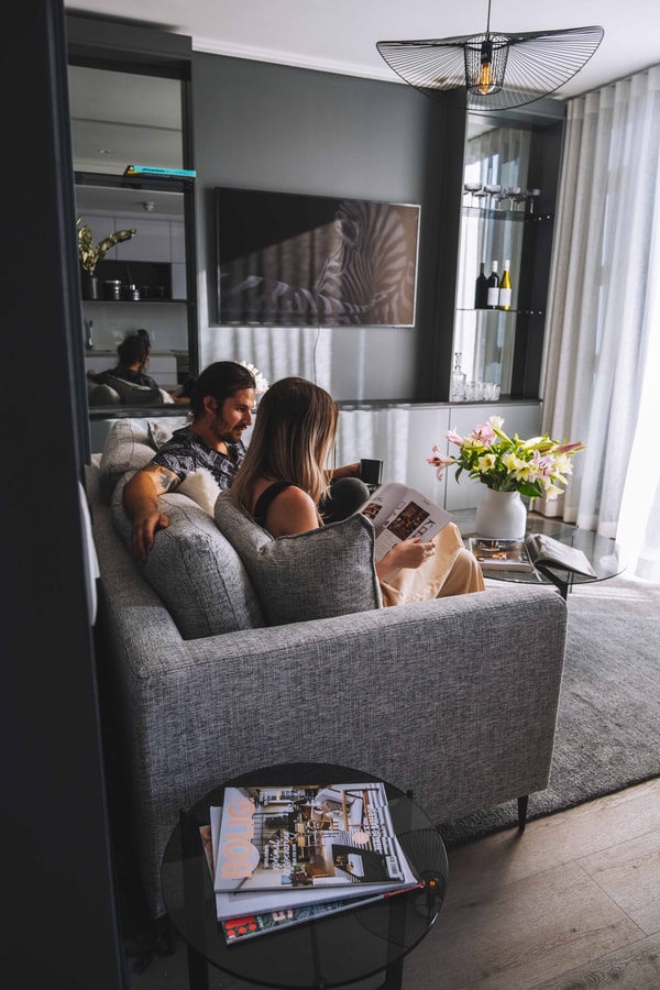 Stylish 1 bedroom, private balcony & stunning view