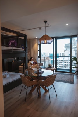 Stylish 29th-Floor Studio with Stunning Views 12 Lykke Living