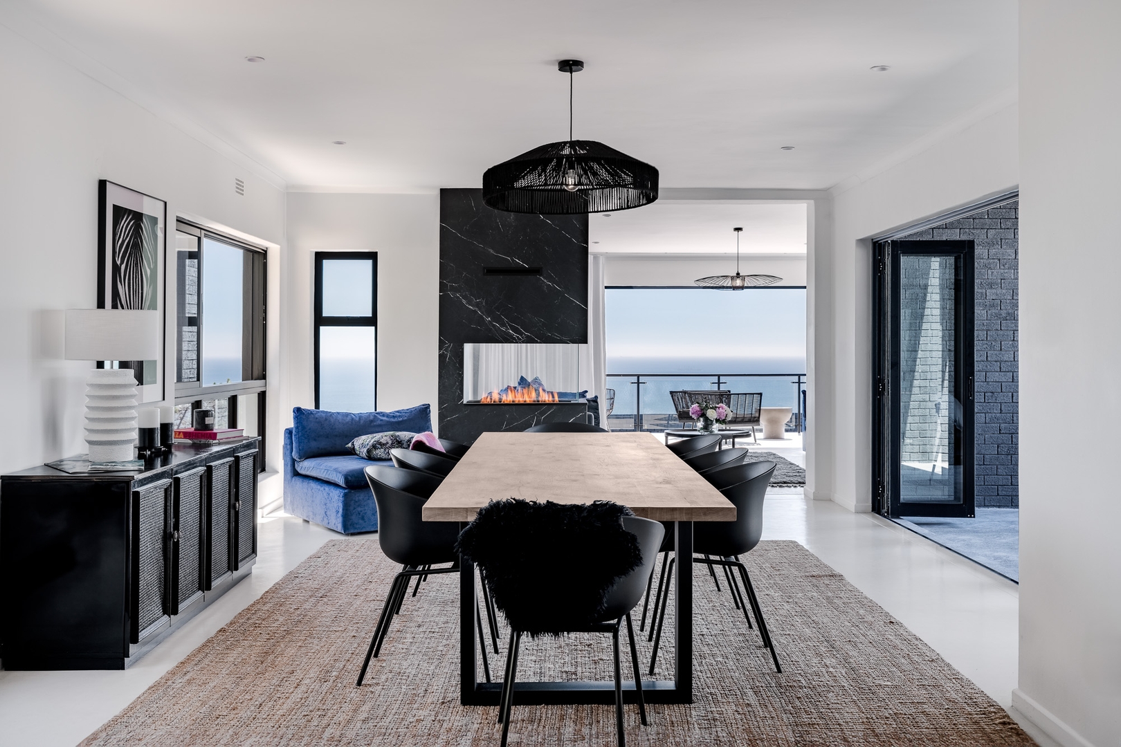 Camps Bay Villa | Ocean Views | Pool, Jacuzzi, Gym