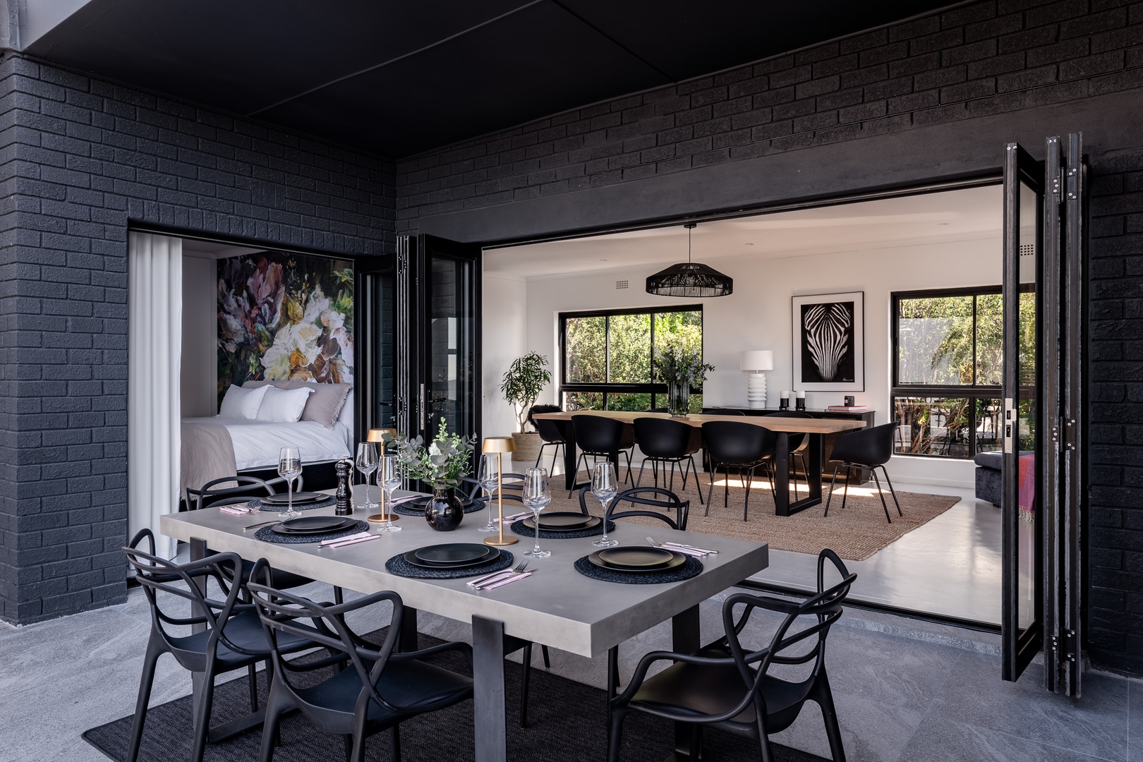 Camps Bay Villa | Ocean Views | Pool, Jacuzzi, Gym