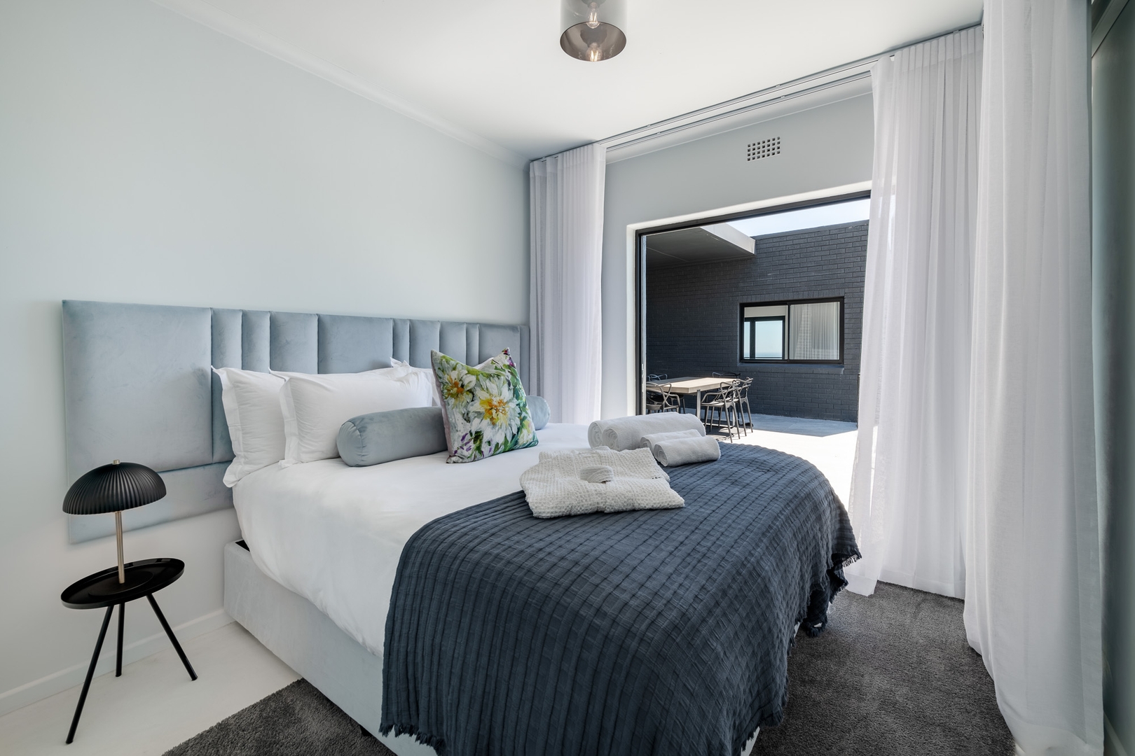 Camps Bay Villa | Ocean Views | Pool, Jacuzzi, Gym