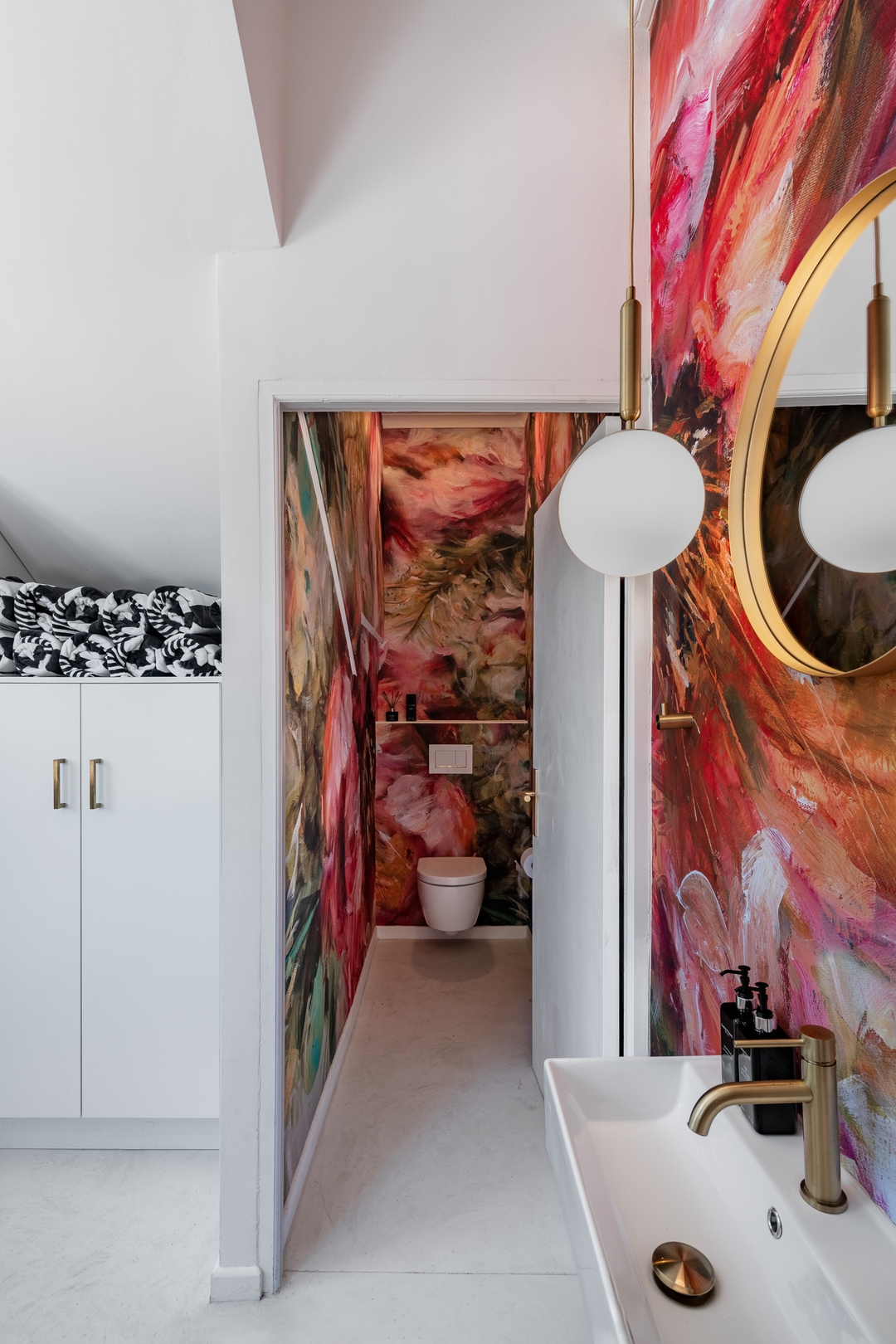 Camps Bay Villa | Ocean Views | Pool, Jacuzzi, Gym