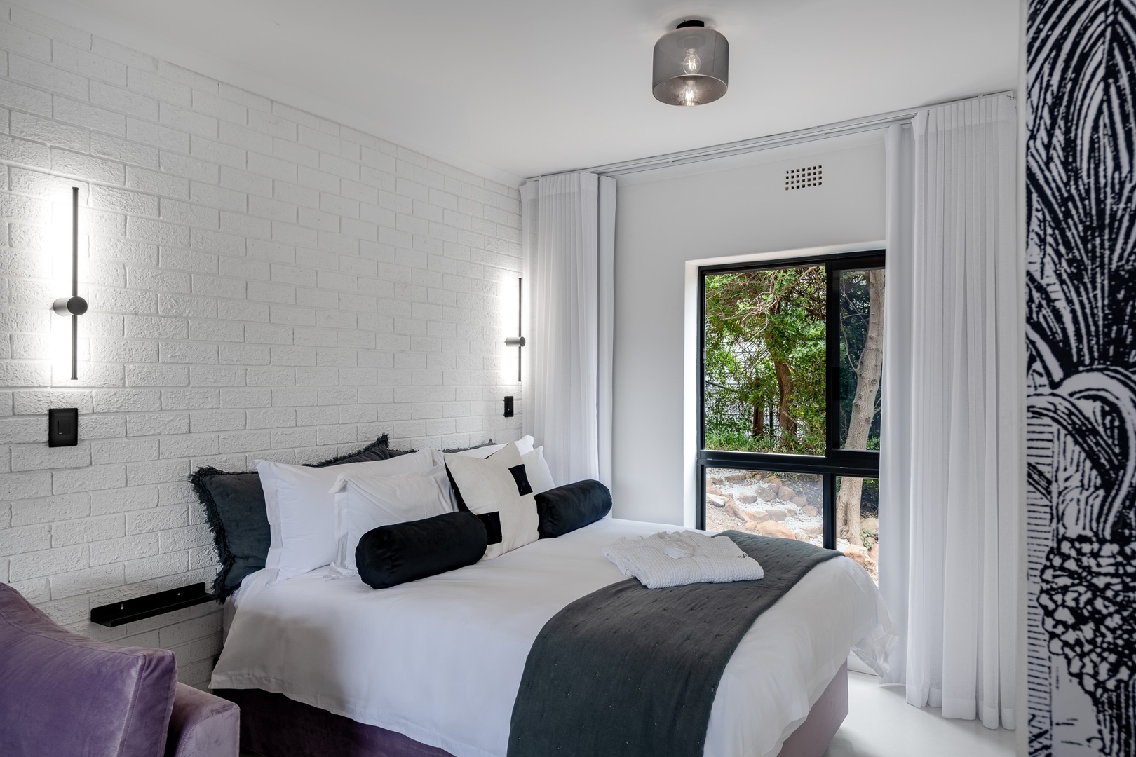 Camps Bay Villa | Ocean Views | Pool, Jacuzzi, Gym