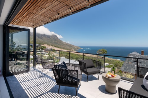 Camps Bay Villa | Ocean Views | Pool, Jacuzzi, Gym 5 Lykke Living