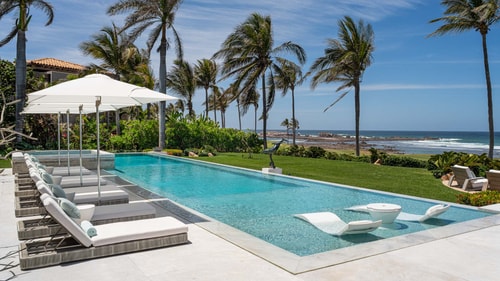 Where Elegance & Natural Beauty Harmoniously Blend