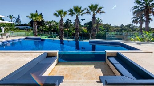 Sleek Algarve Villa With Spa, Gym and Heated Pool