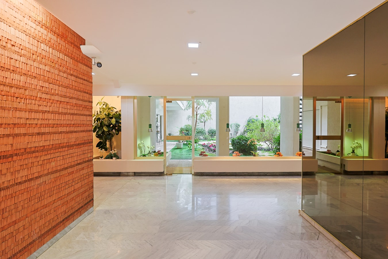 Immogroom – Stylish Studio – Beach 1 min away- AC 1 ImmoGroom