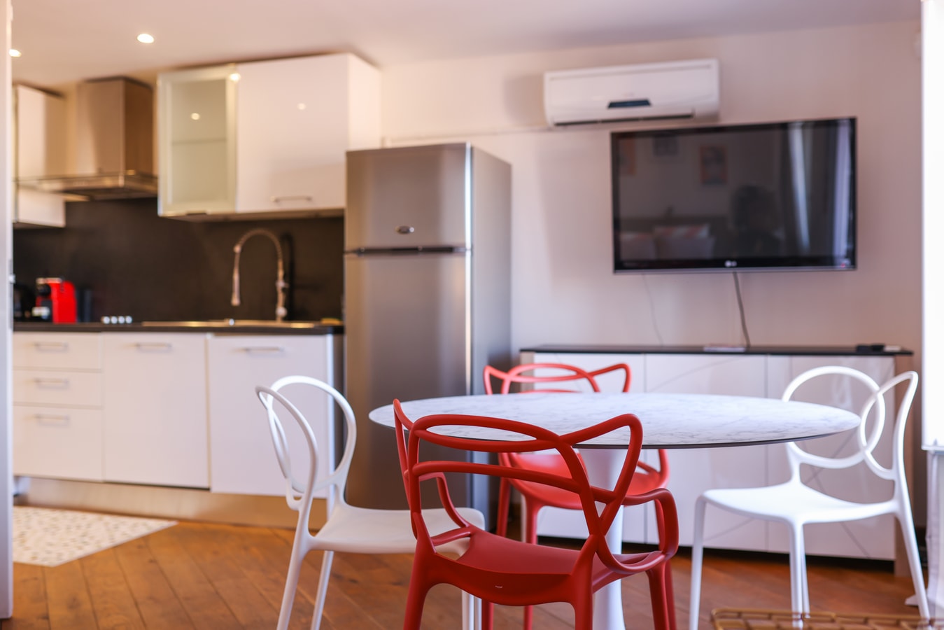 Immogroom - Charming building in Suquet 48 Upstays