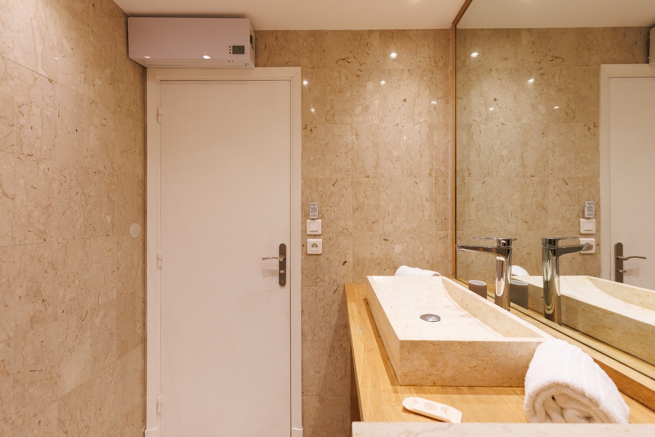 Upstays Elegant 1BR Gray d'Albion 2min from Palais 9 Upstays