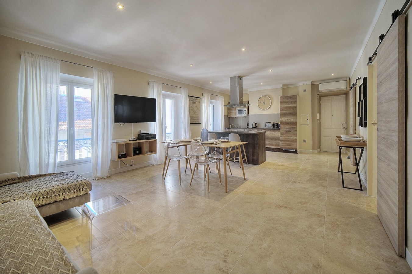 Immogroom- Apartment 70m2 - Renovated - Wifi - AC 18 ImmoGroom