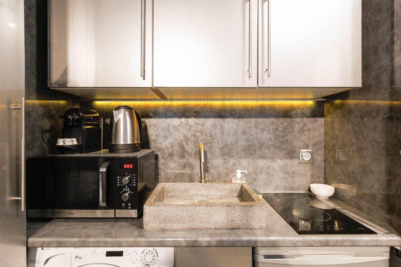 Immogroom – Stylish Studio – Beach 1 min away- AC 3 ImmoGroom