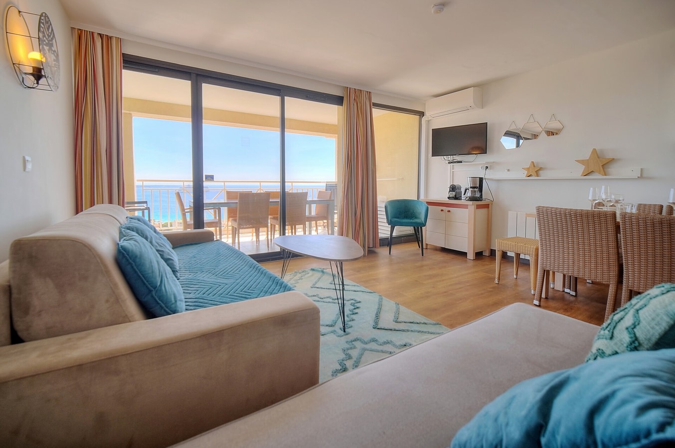 Immogroom  Sea view Pool Terrace Parking AC WIFI 1 ImmoGroom